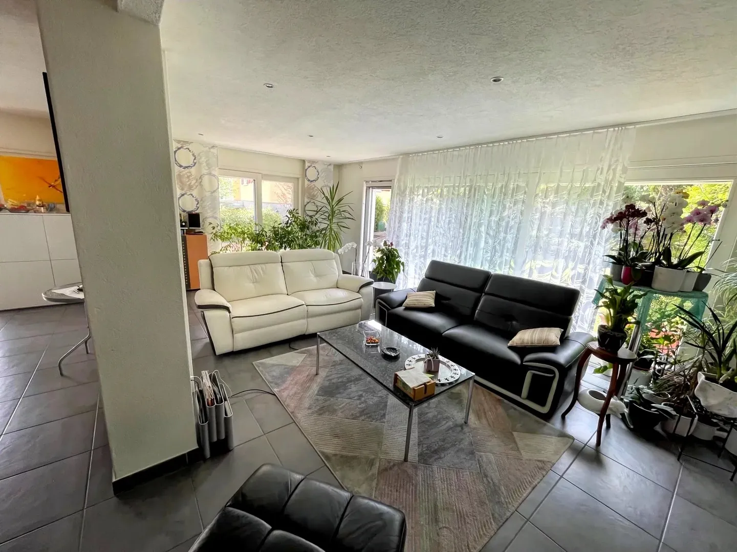 RECONVILIER : Belle maison mitoyenne d'environ  140 m² - Photo 3 sur 13