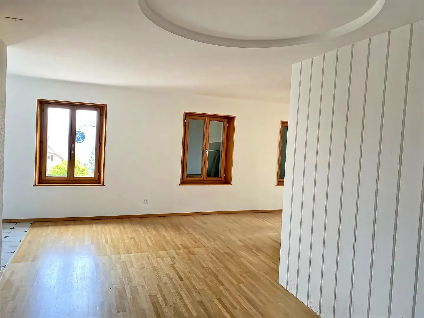 Sauges (NE); Casa di villaggio con 2 appartamenti. - Foto 3 di 6