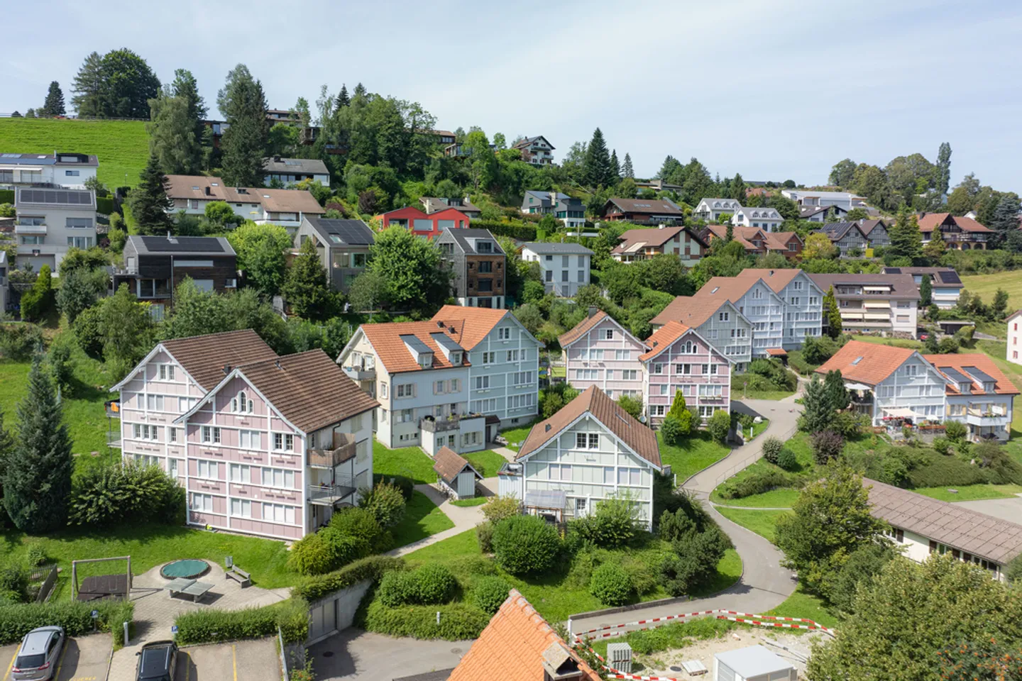6.5-Zimmer-Maisonettewohnung im familienfreundlichen Quartier - Photo 1 sur 10