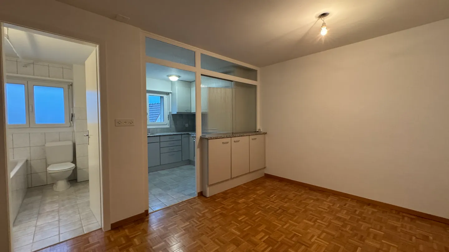 Trouver - Vivre! Appartement en penthouse de 3,5 pièces - Photo 4 sur 11