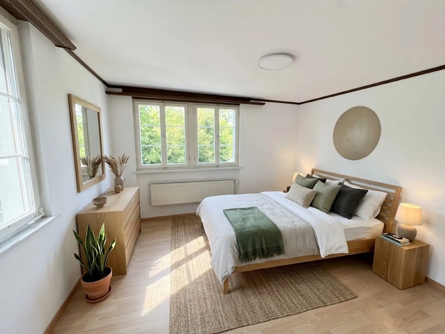 Charming 4.5 Room Apartment - Photo 3 of 9