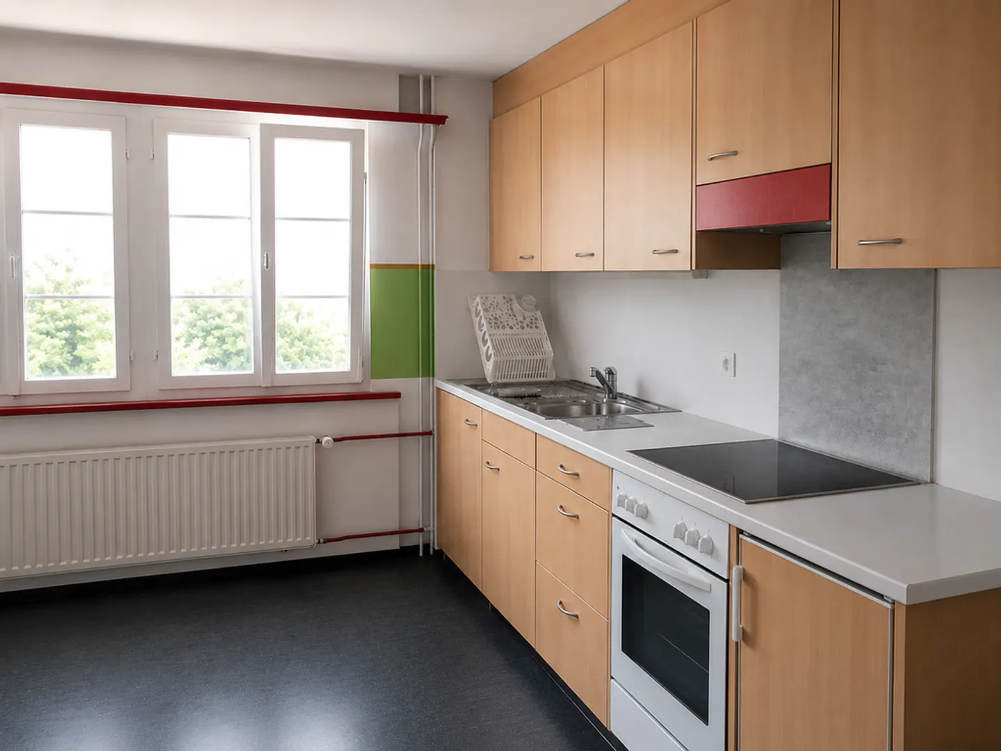 Charming 4.5 Room Apartment - Photo 4 of 9