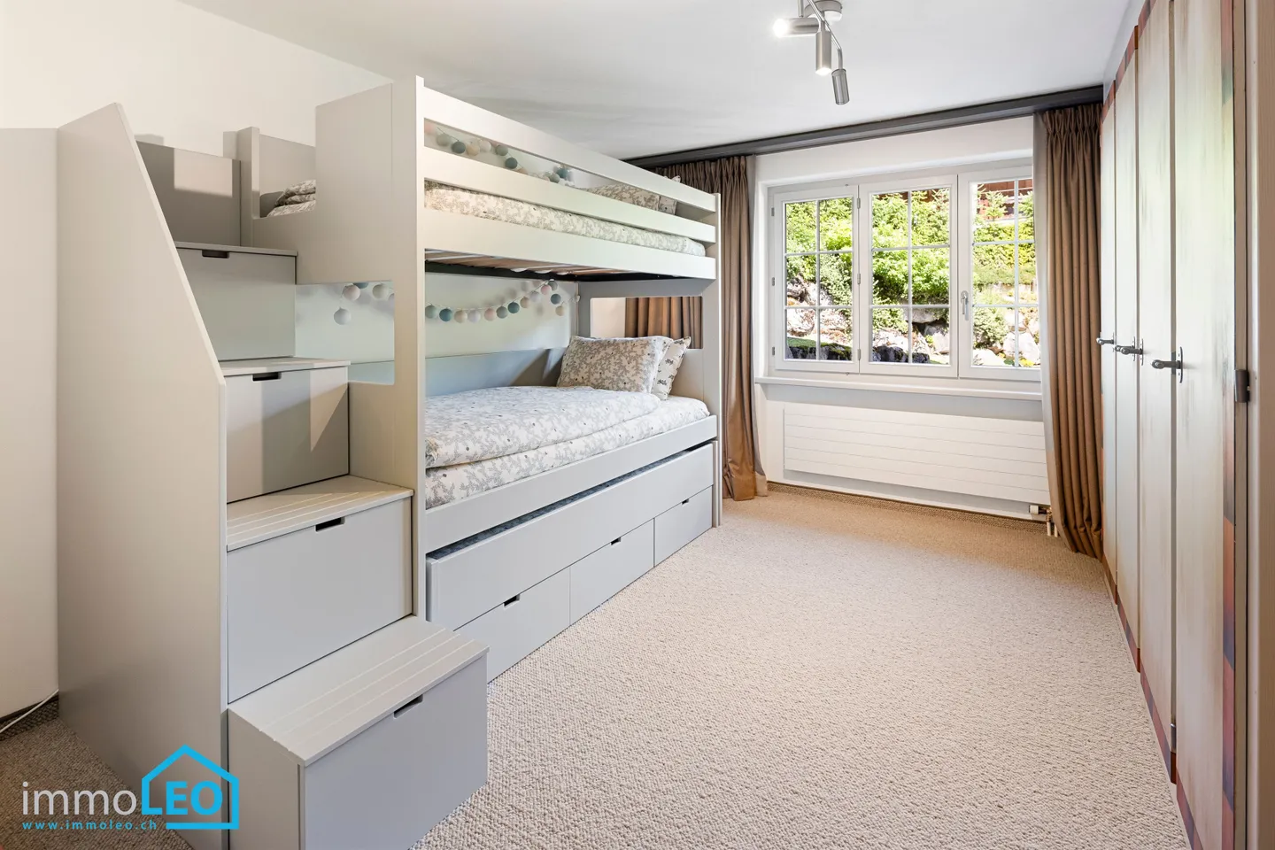 Appartement de jardin 3.5 pièces, rénové en 2023, Lauenen près de Gstaad - Photo 8 sur 13