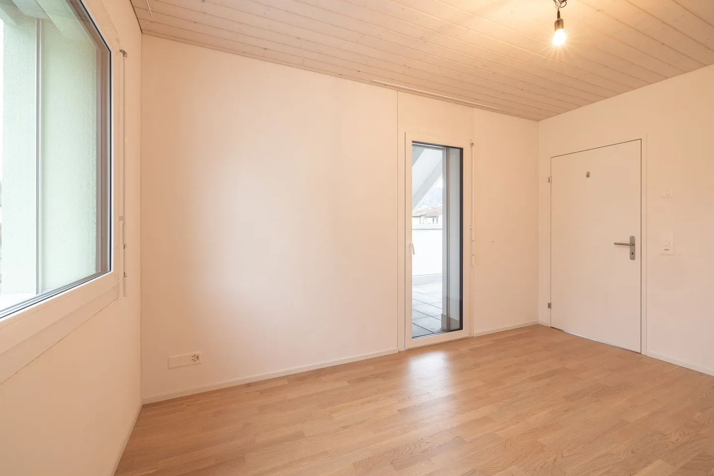 Stylische Attika-Wohnung in Niederwil - Foto 11 von 13