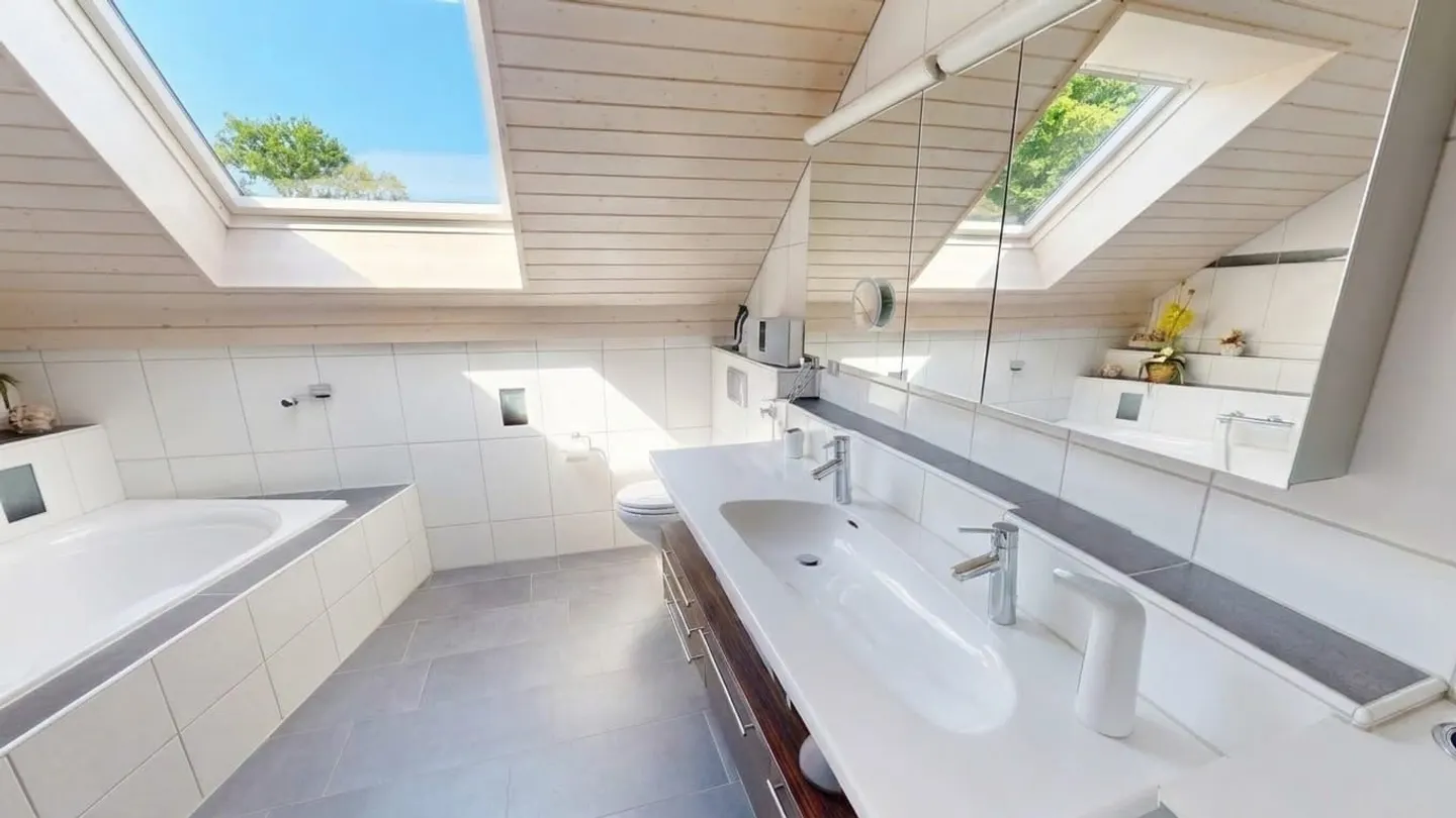 7-Zimmer-Einfamilienhaus mit Pool in Balterswil kaufen - Foto 10 von 13