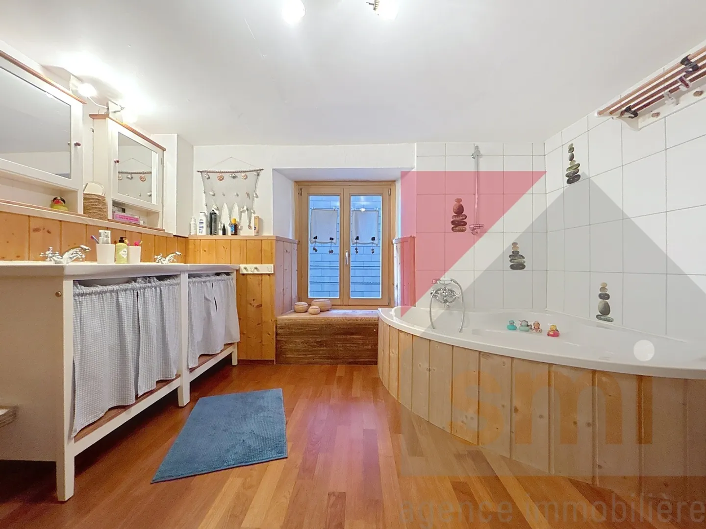 Charmant appartement de 8,5 pièces dans une ferme rénovée à Vuadens - Photo 13 sur 13