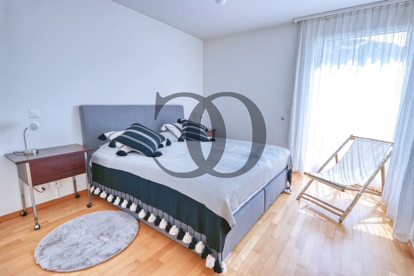 6,5-Zimmer-Wohnung mit Pool und 200 m2 Terrasse - Foto 7 von 13