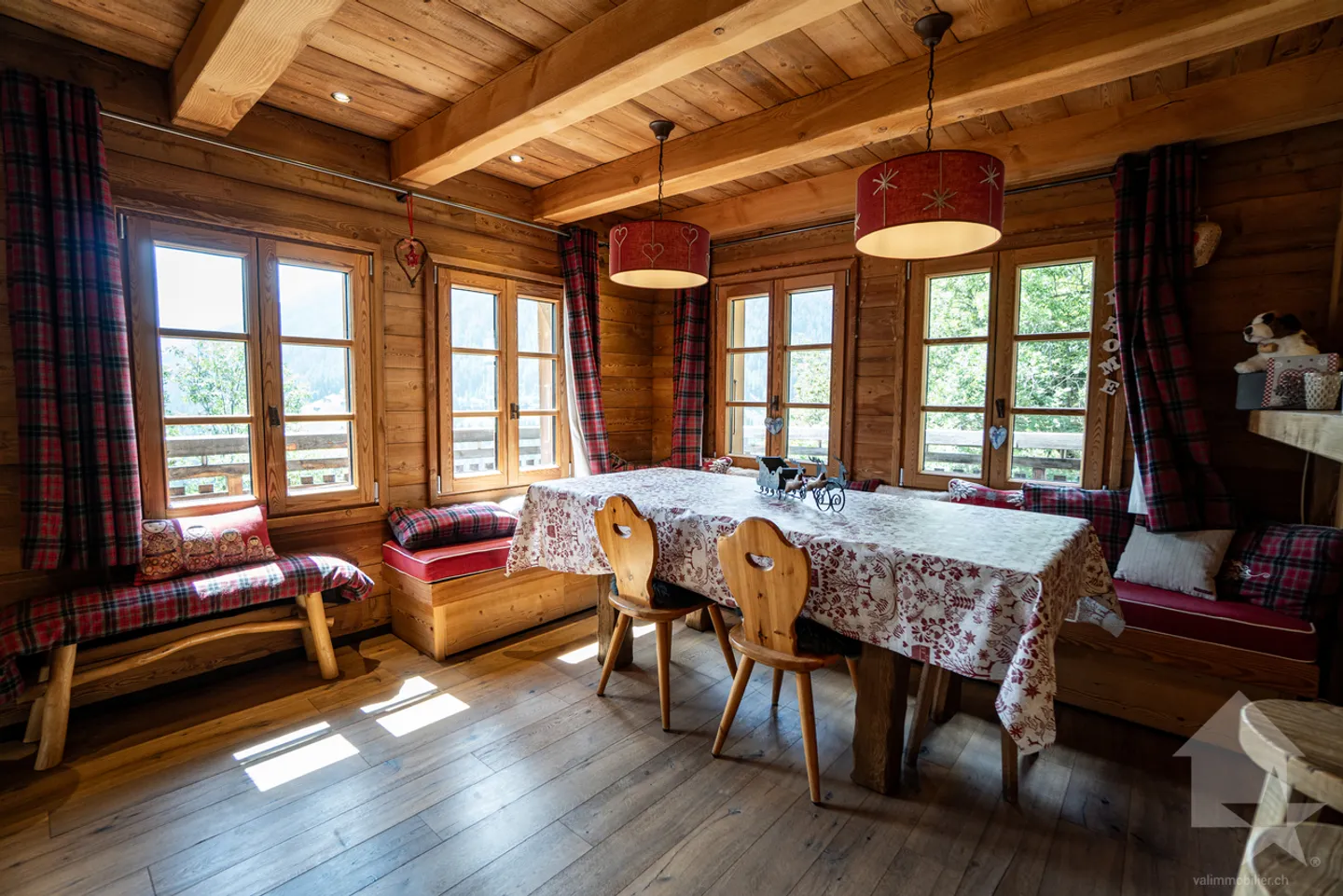 Chalet accogliente con fascino e viste eccezionali - Foto 7 di 13