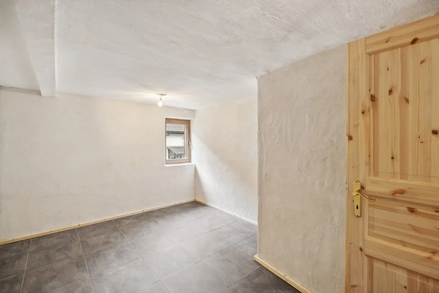Casa in vendita nel centro del vecchio villaggio - Foto 5 di 10