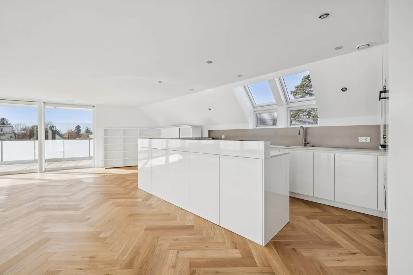 NEW - Contemporary duplex penthouse, panoramic terrace - Photo 13 of 13