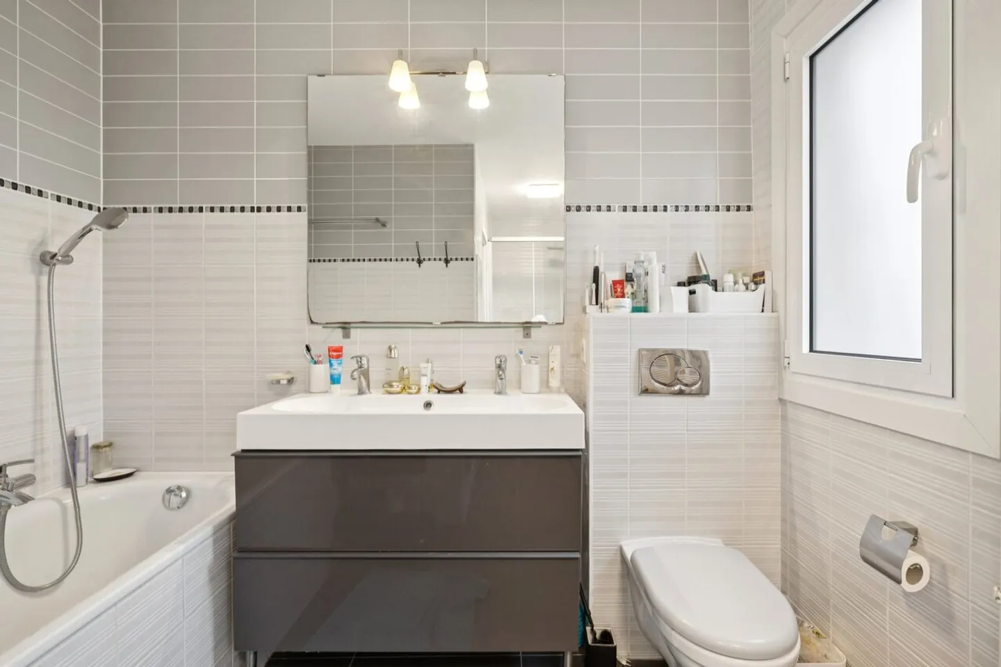 Charming Detached Villa in a Privileged Setting in Founex - Photo 13 of 13