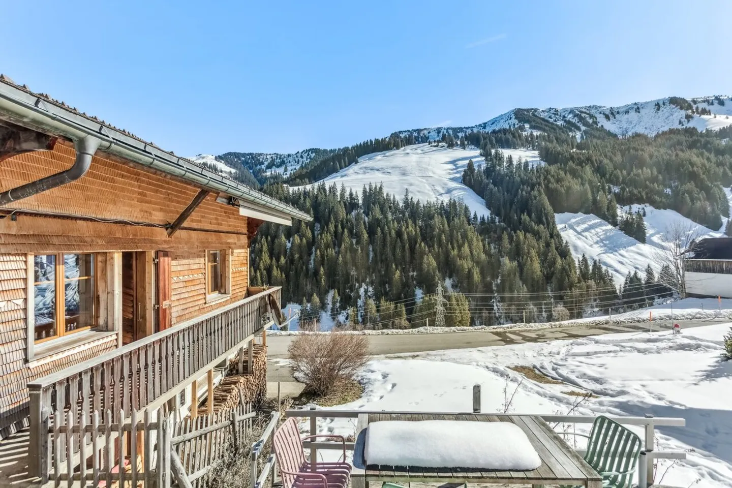 Charmant chalet de vacances - Photo 2 sur 8