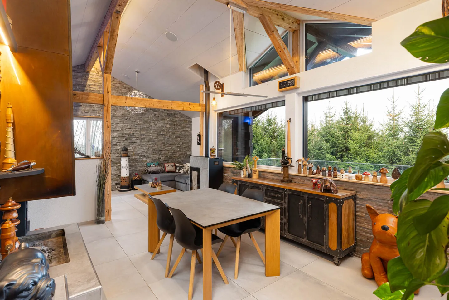 Renovated Detached Villa in St-George - Photo 8 of 13
