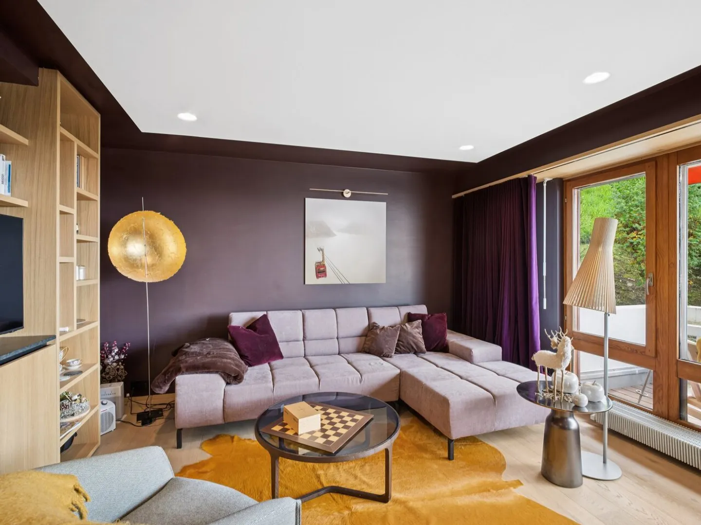 Rare opportunity! Beautifully renovated pied-à-terre, Villars center - Photo 5 of 13