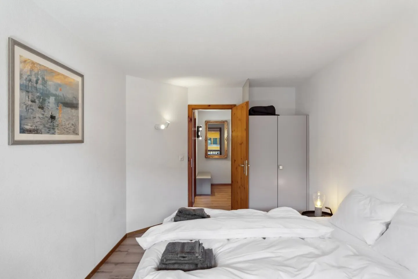In the center of Villars, 3p with a large balcony, recently renovated - Photo 10 of 13