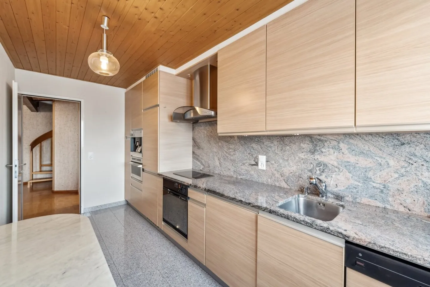 Charmante Wohnung mit Mezzanin in La Rippe - Foto 5 von 13