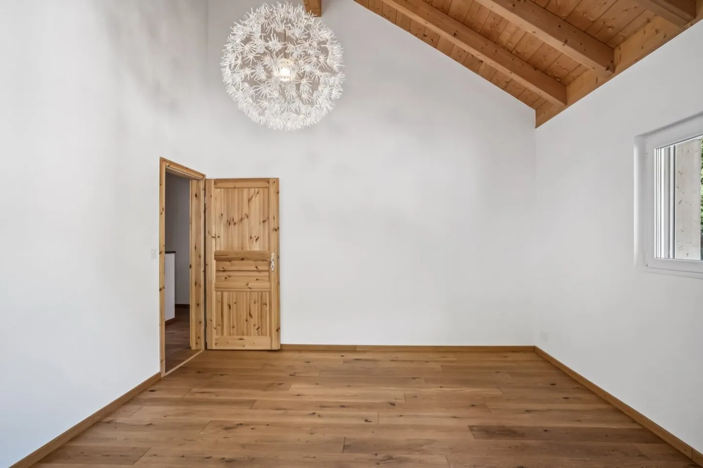 Charming 3.5 rooms + office with a view of the Dents-du-Midi - Photo 11 of 13