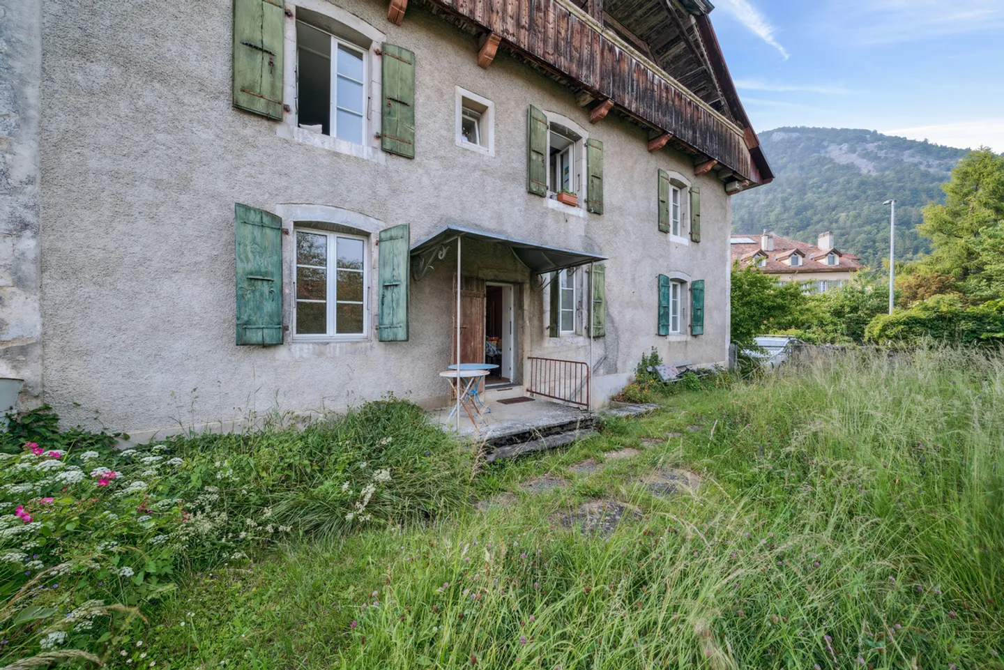 Real estate complex to renovate in the heart of Baulmes, 2,934 m³ - Photo 4 of 13
