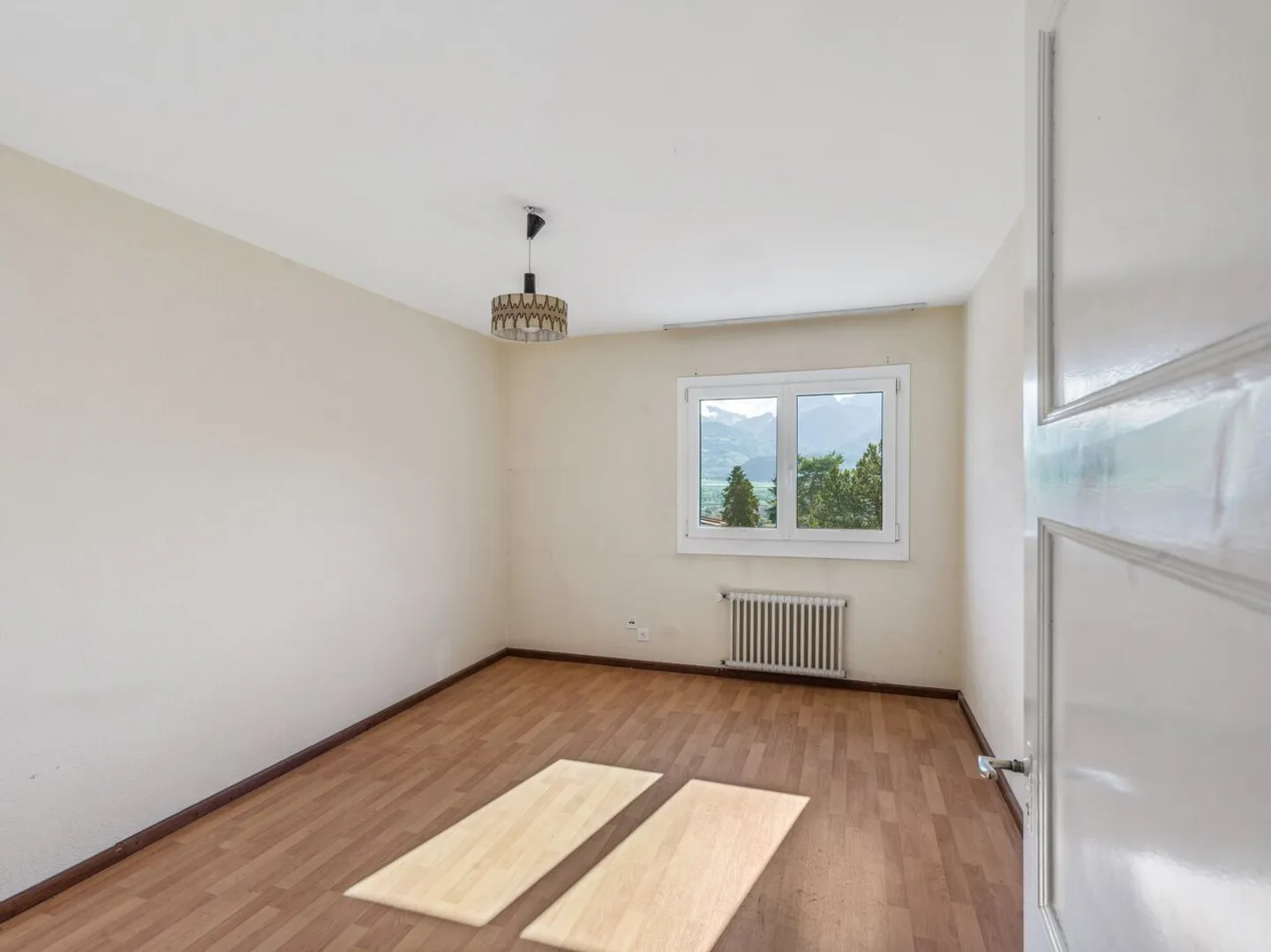 Edificio con potenziale di ampliamento su un lotto di 1'718 m² - Foto 6 di 13