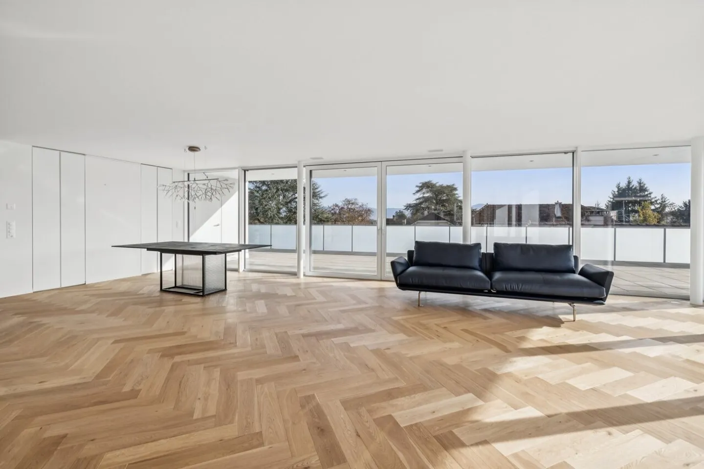 NEW - Contemporary duplex penthouse, panoramic terrace - Photo 4 of 13