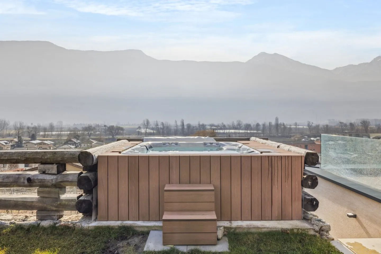 Unica! Villa di lusso con appartamento indipendente e vista idilliaca - Foto 2 di 13