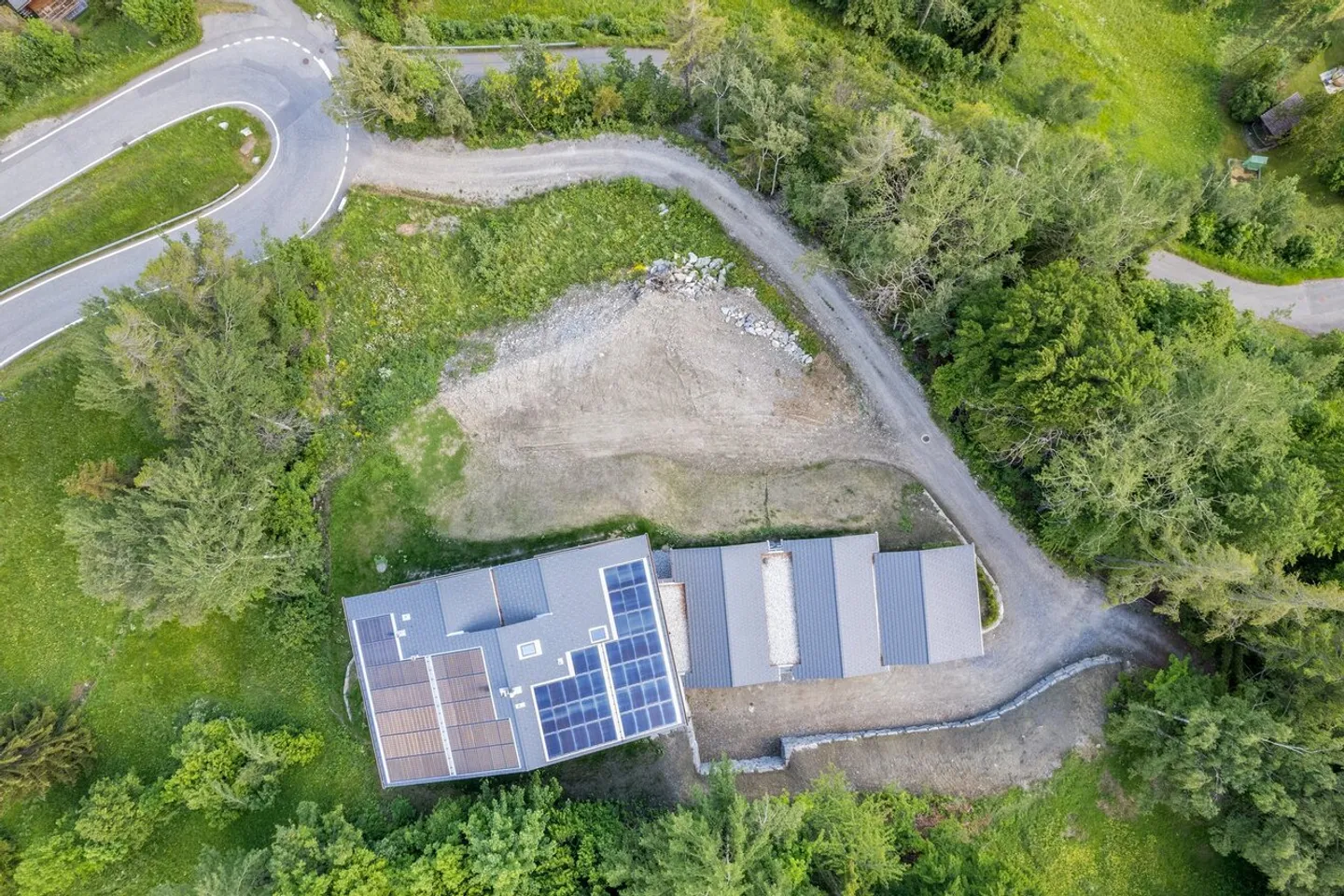 Appartamento nuovo con vista mozzafiato sulla valle del Rodano - Foto 3 di 9