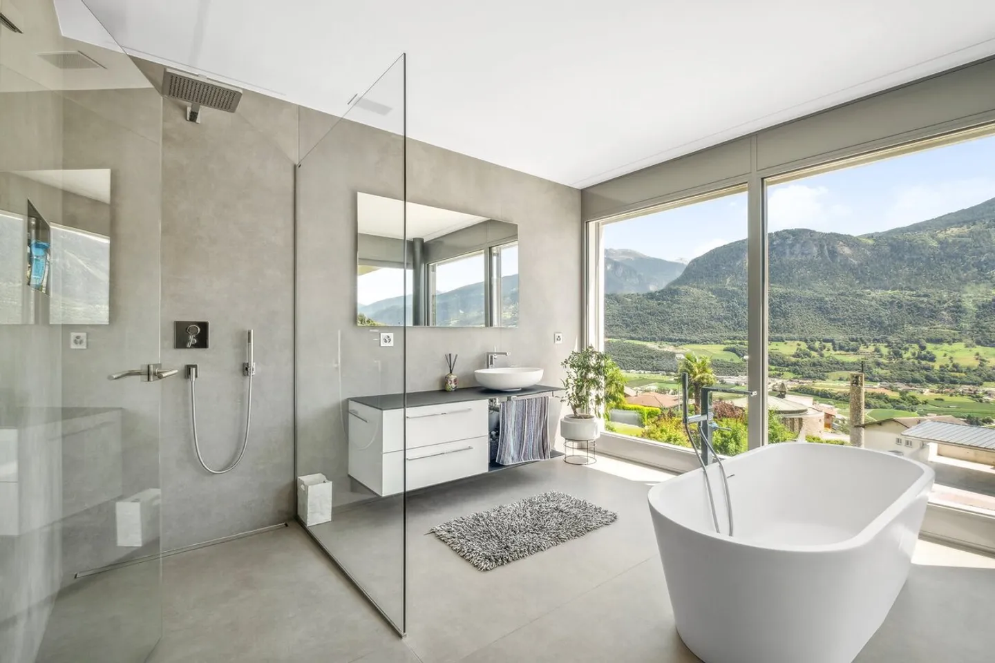 CORIN - Wunderschöne moderne Villa mit grandioser Aussicht auf die Ebene - Foto 8 von 13