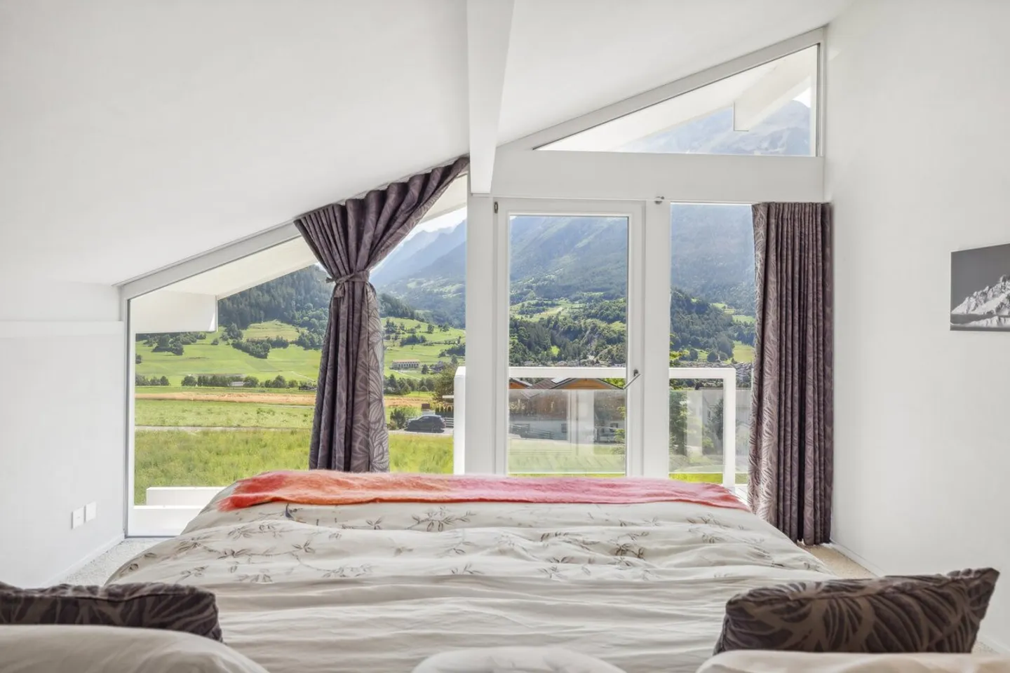 6.5-room villa with the possibility of an independent studio - Photo 8 of 12