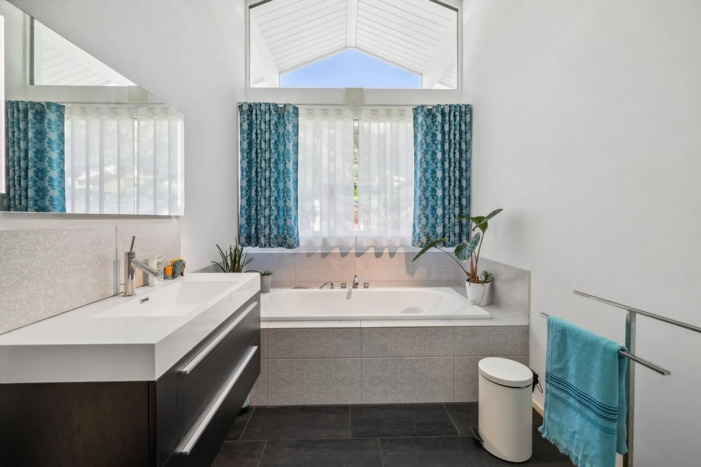 6.5-room villa with the possibility of an independent studio - Photo 12 of 12