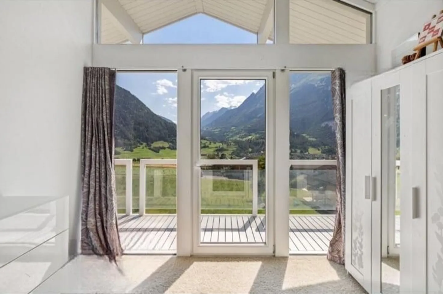 6.5-room villa with the possibility of an independent studio - Photo 10 of 12