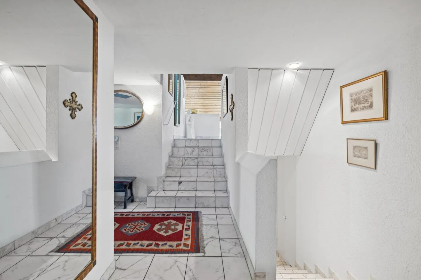 Architektenvilla in Gravelone mit Blick auf die Burgen von Sion - Foto 7 von 13