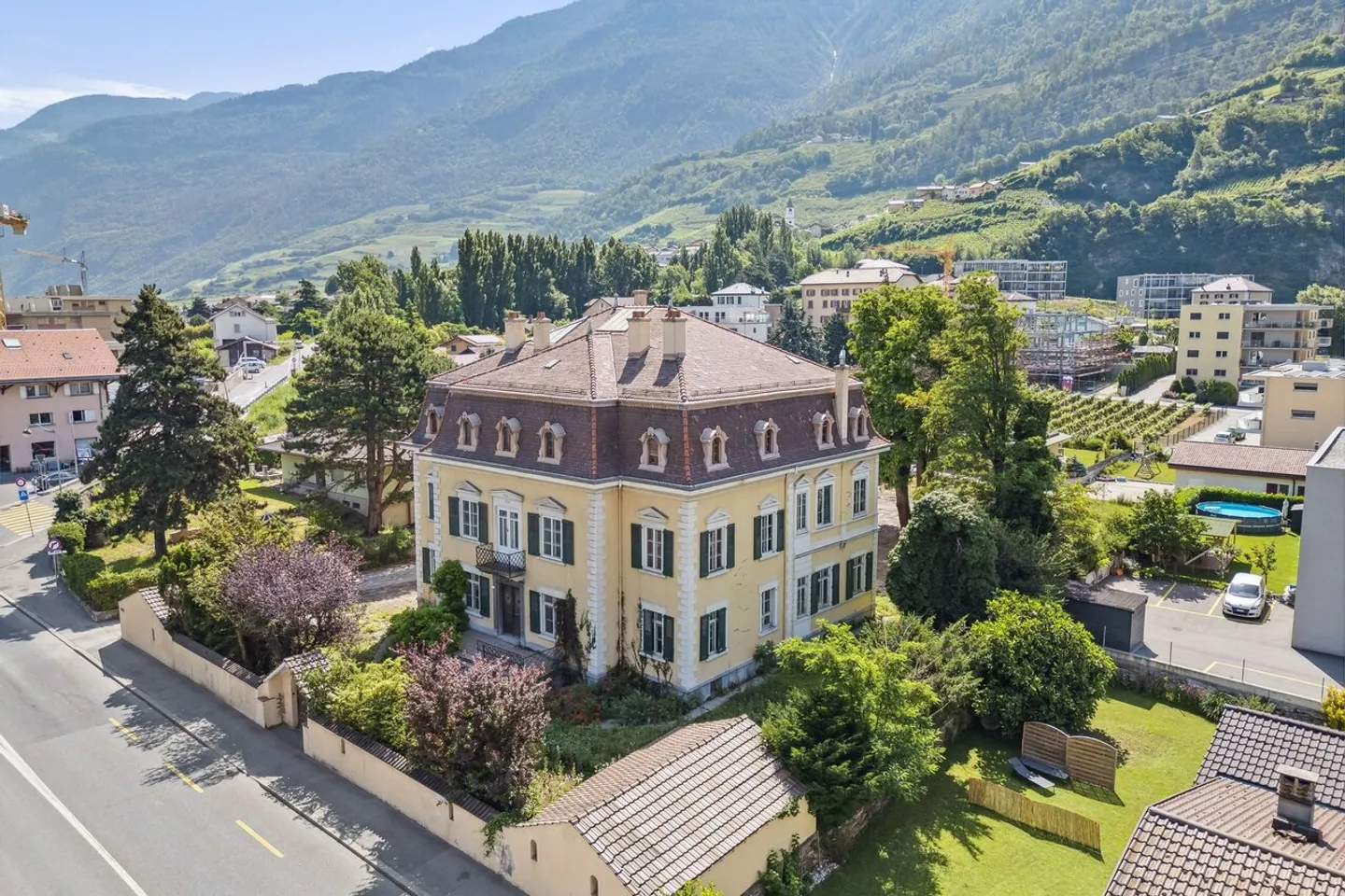 Un vero pezzo di storia vallesana. - Foto 1 di 9