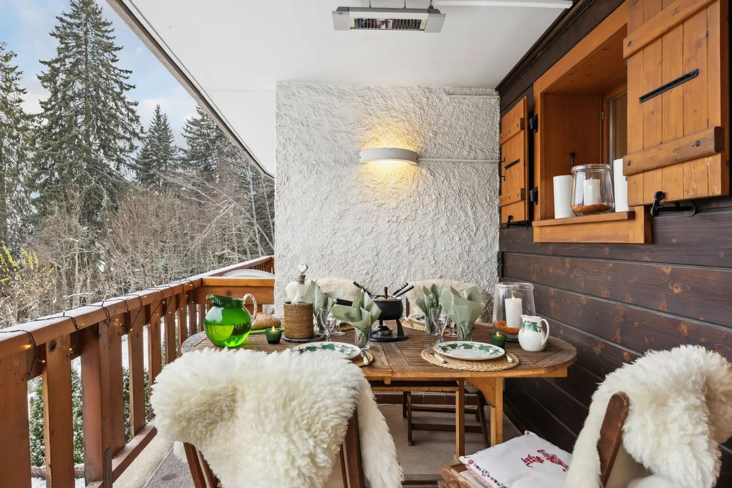 Bellissimo appartamento di 6 locali, 3 balconi a sud, bella vista, tranquillo, vicino alle piste - Foto 3 di 13