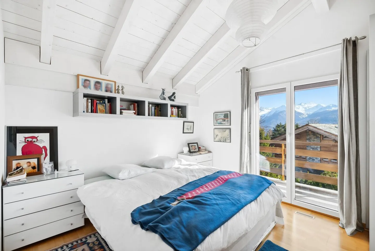 Molto piacevole chalet in una zona tranquilla con una magnifica vista sulle montagne - Foto 7 di 13
