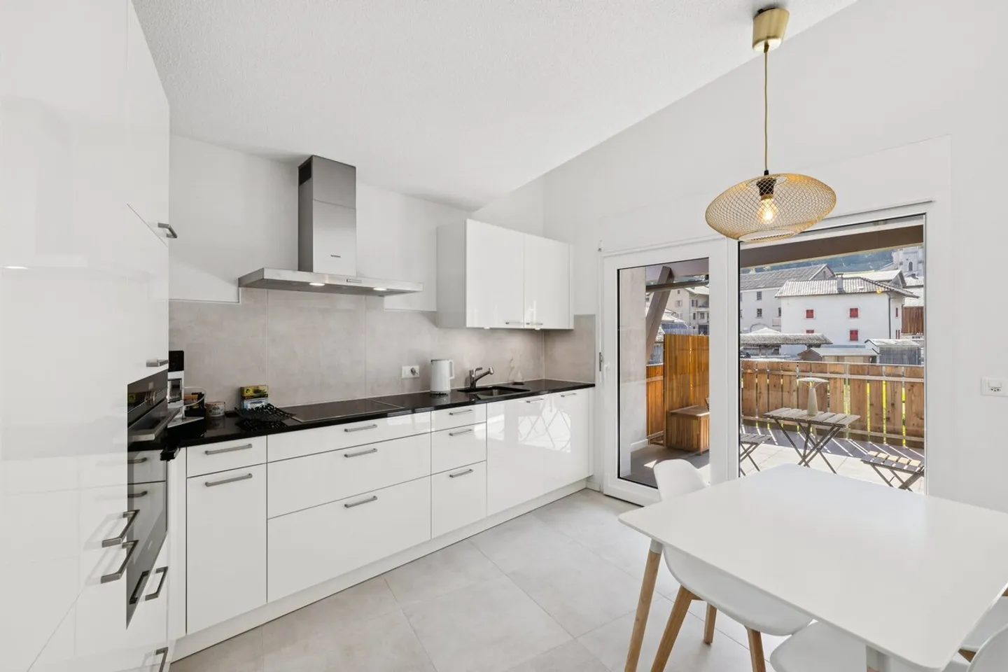 Magnifico duplex di 4,5 locali in mansarda - Foto 2 di 13