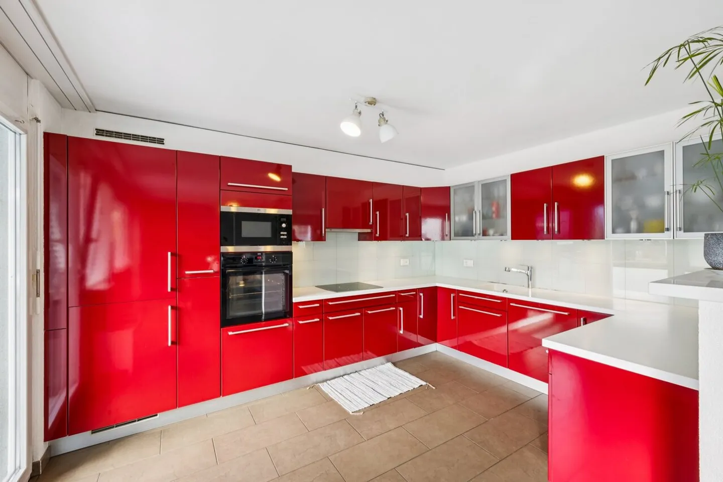 4,5 pièces spacieux et lumineux avec sur les Dents-du-Midi - Photo 4 of 13