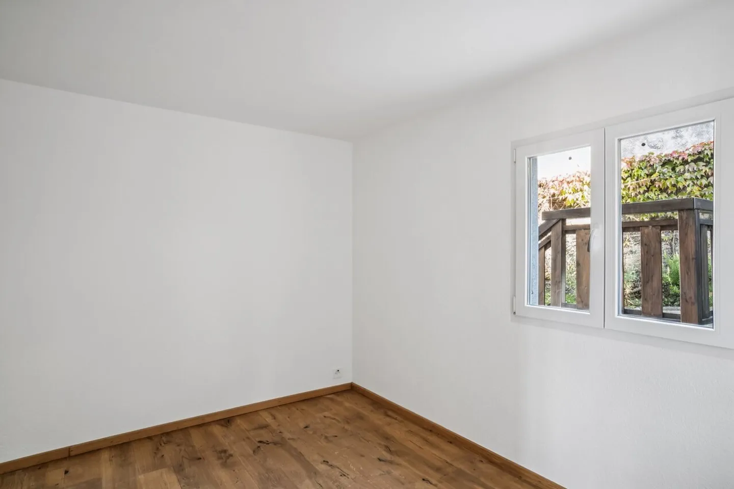 Charming 3.5 rooms + office with a view of the Dents-du-Midi - Photo 7 of 13