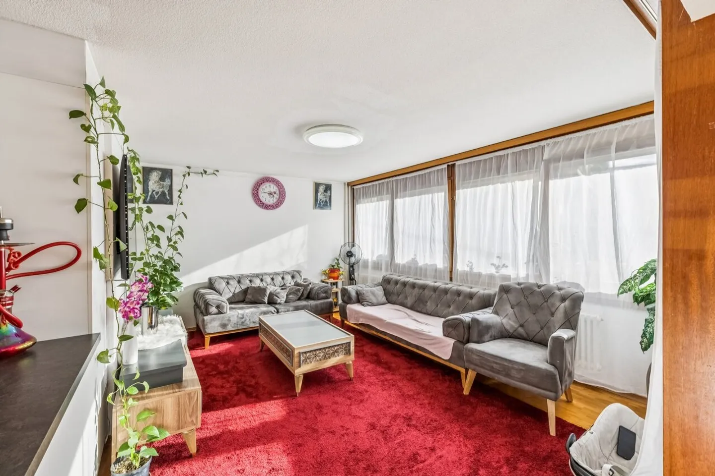 Spacious 4.5-room garden-level apartment - Photo 4 of 13