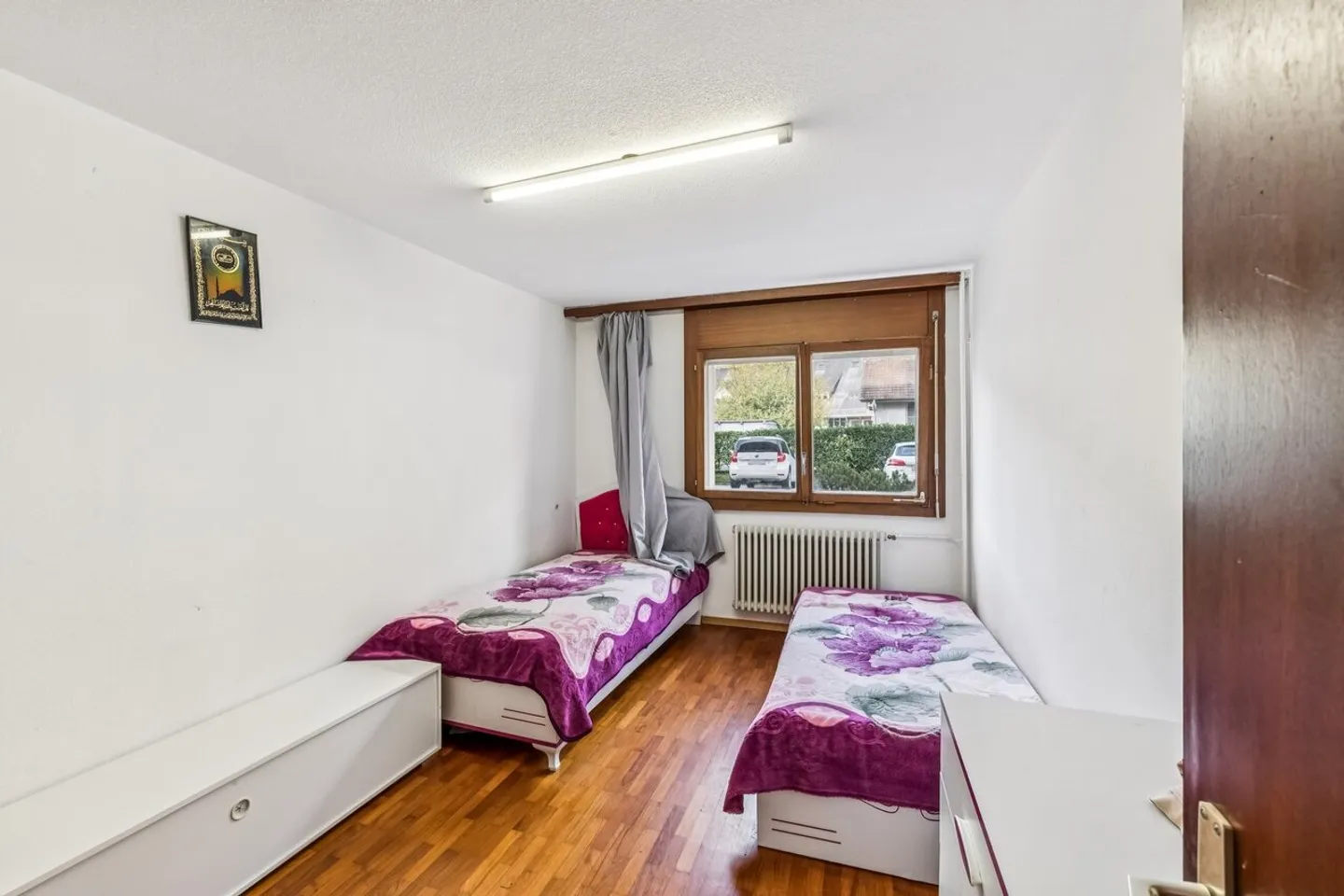 Spacious 4.5-room garden-level apartment - Photo 12 of 13