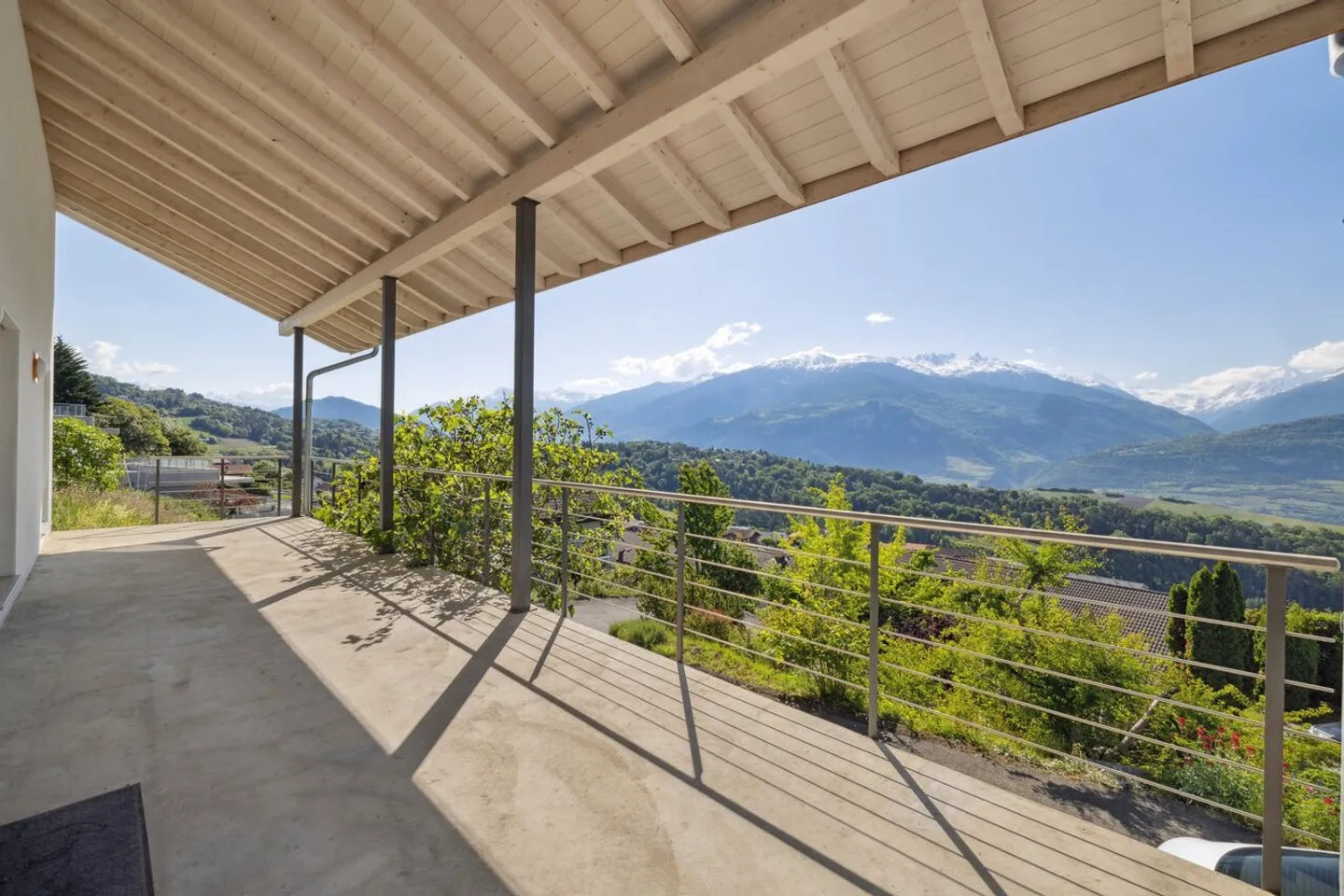 Maison 6.5 pièces avec vue spectaculaire à Savièse - Photo 2 sur 10