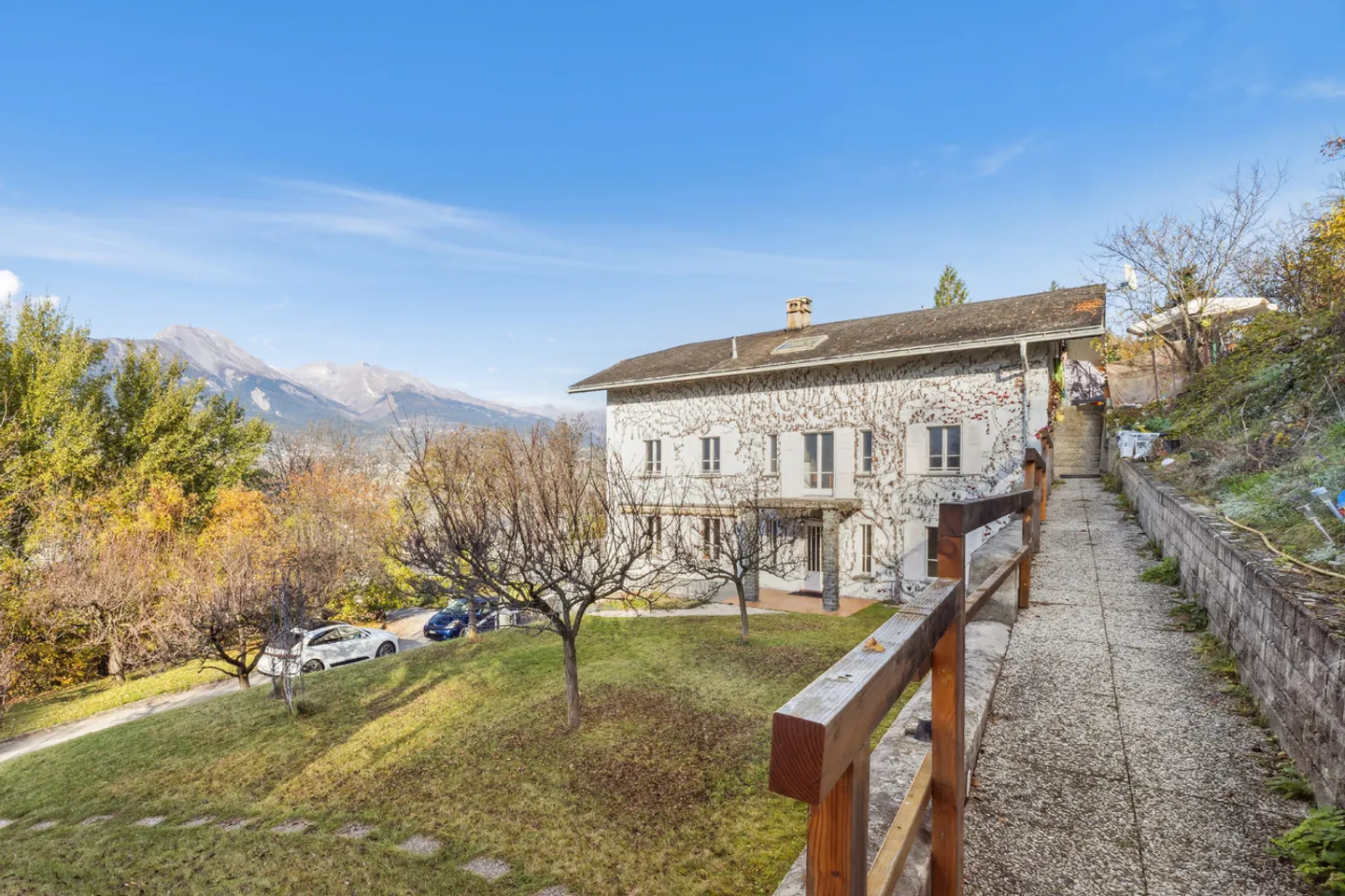 Elegante villa nel cuore della natura a due passi da Sion - Foto 8 di 9