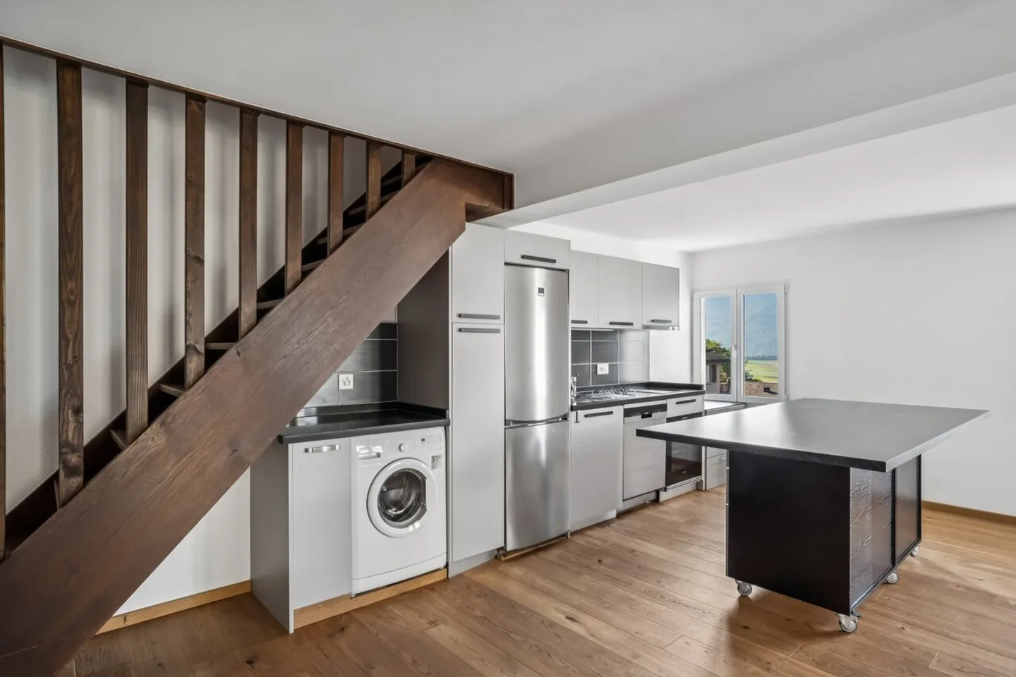 Charming 3.5 rooms + office with a view of the Dents-du-Midi - Photo 5 of 13