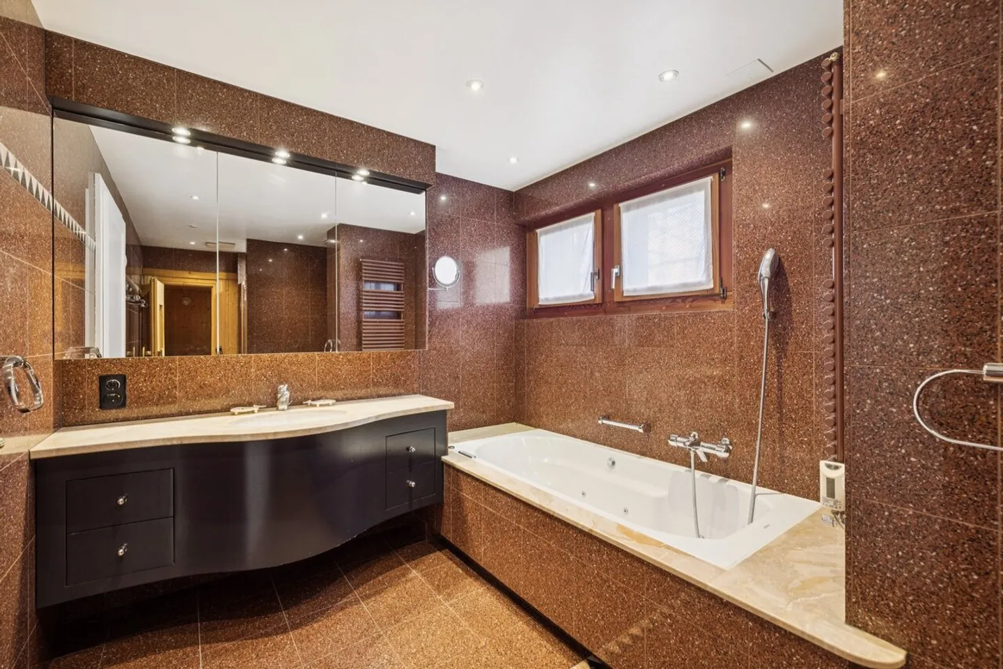 Freistehende Villa am Golf von Lausanne - Foto 12 von 13