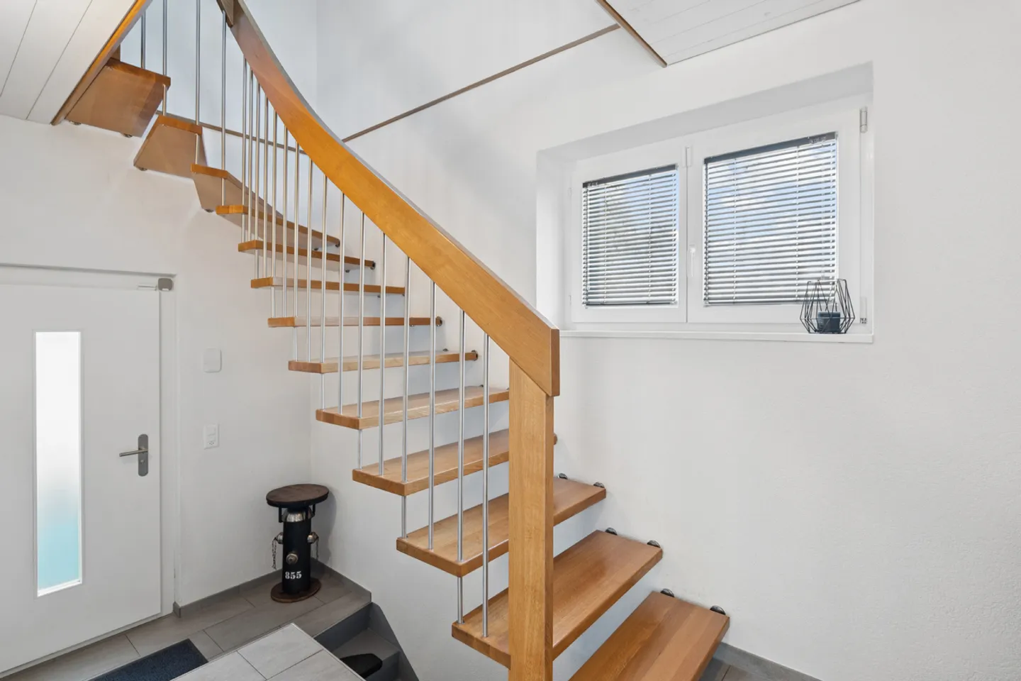 Charming Family Home in Lyss - Photo 5 of 13