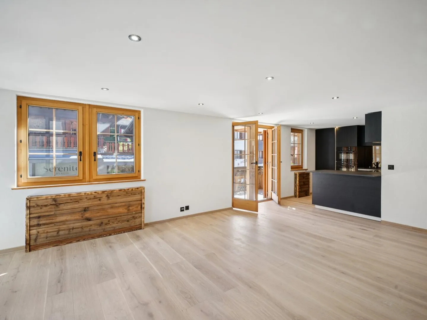 Villars centre, dans bel immeuble 3.5p luxueusement rénové, parking - Foto 5 di 13