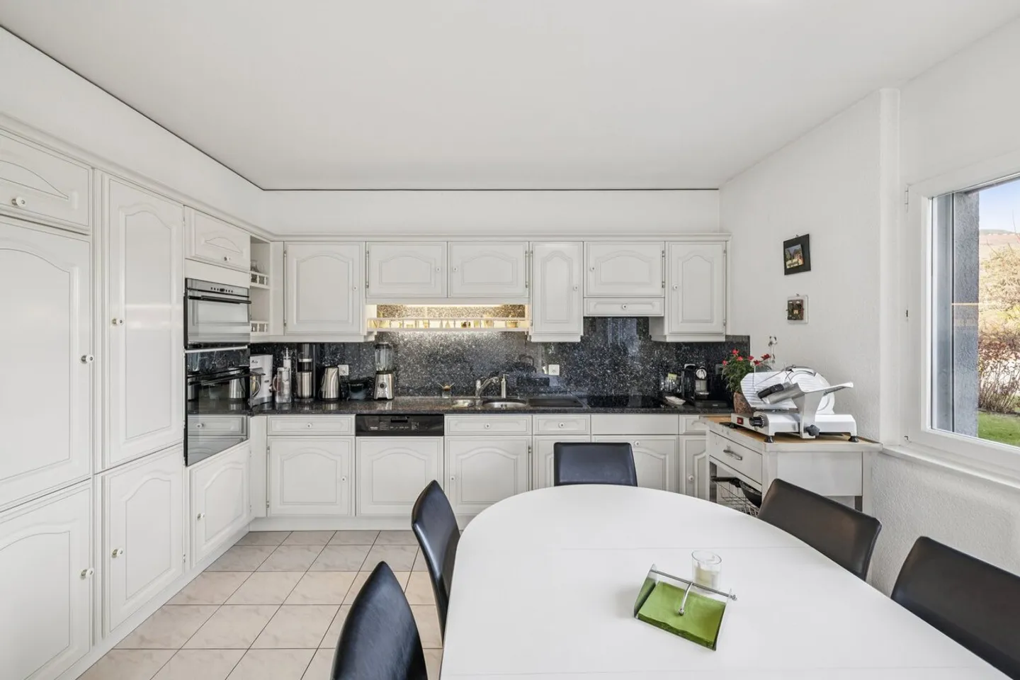 Villa individuelle avec piscine et studio indépendant - Photo 4 sur 13