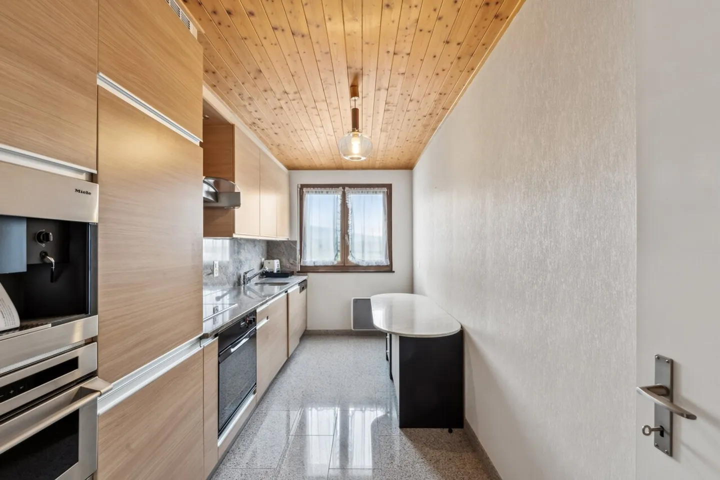 Charmante Wohnung mit Mezzanin in La Rippe - Foto 6 von 13