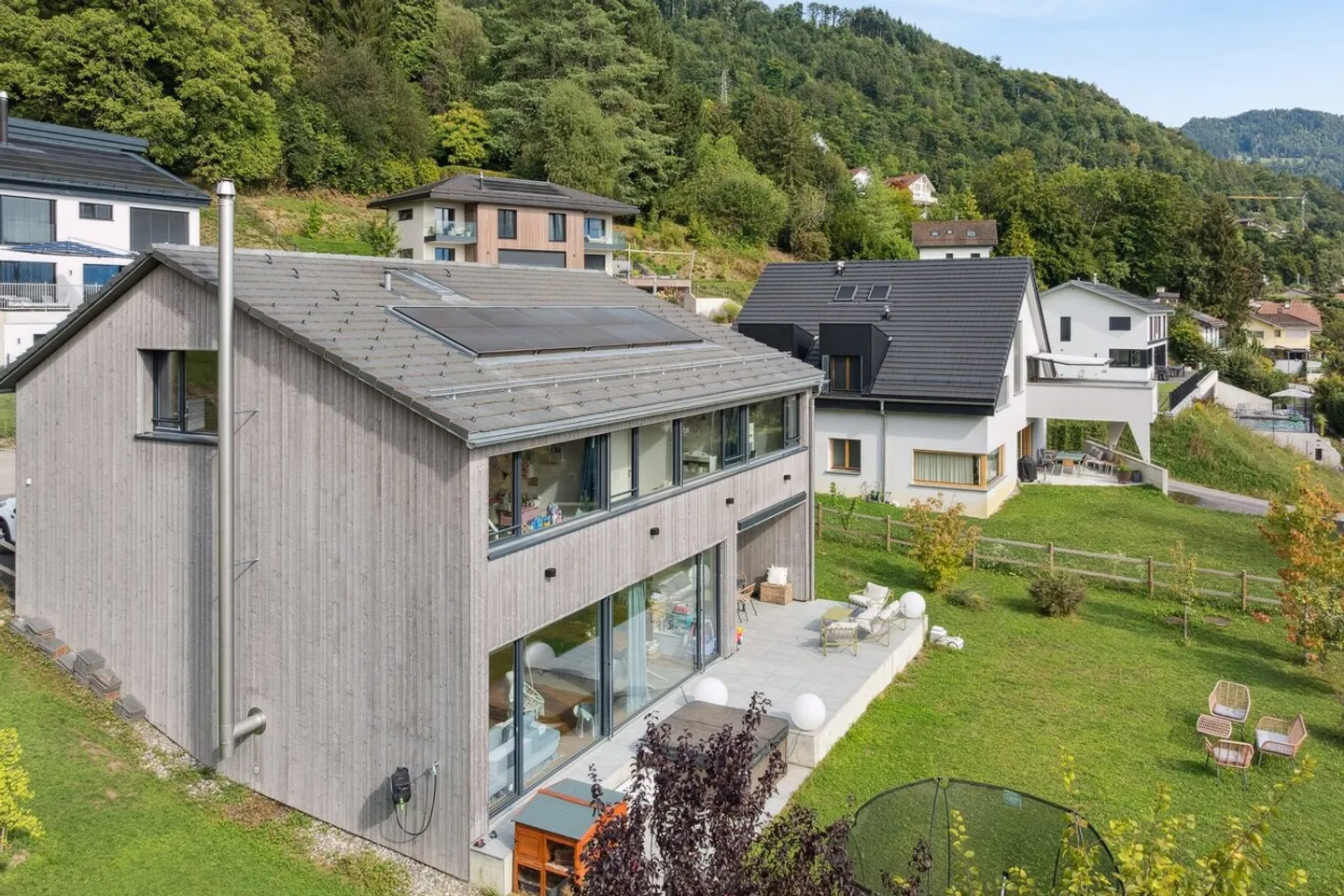 SOTHEBY'S Exklusiv, Zeitgenössische Villa in Blonay - Foto 2 von 13