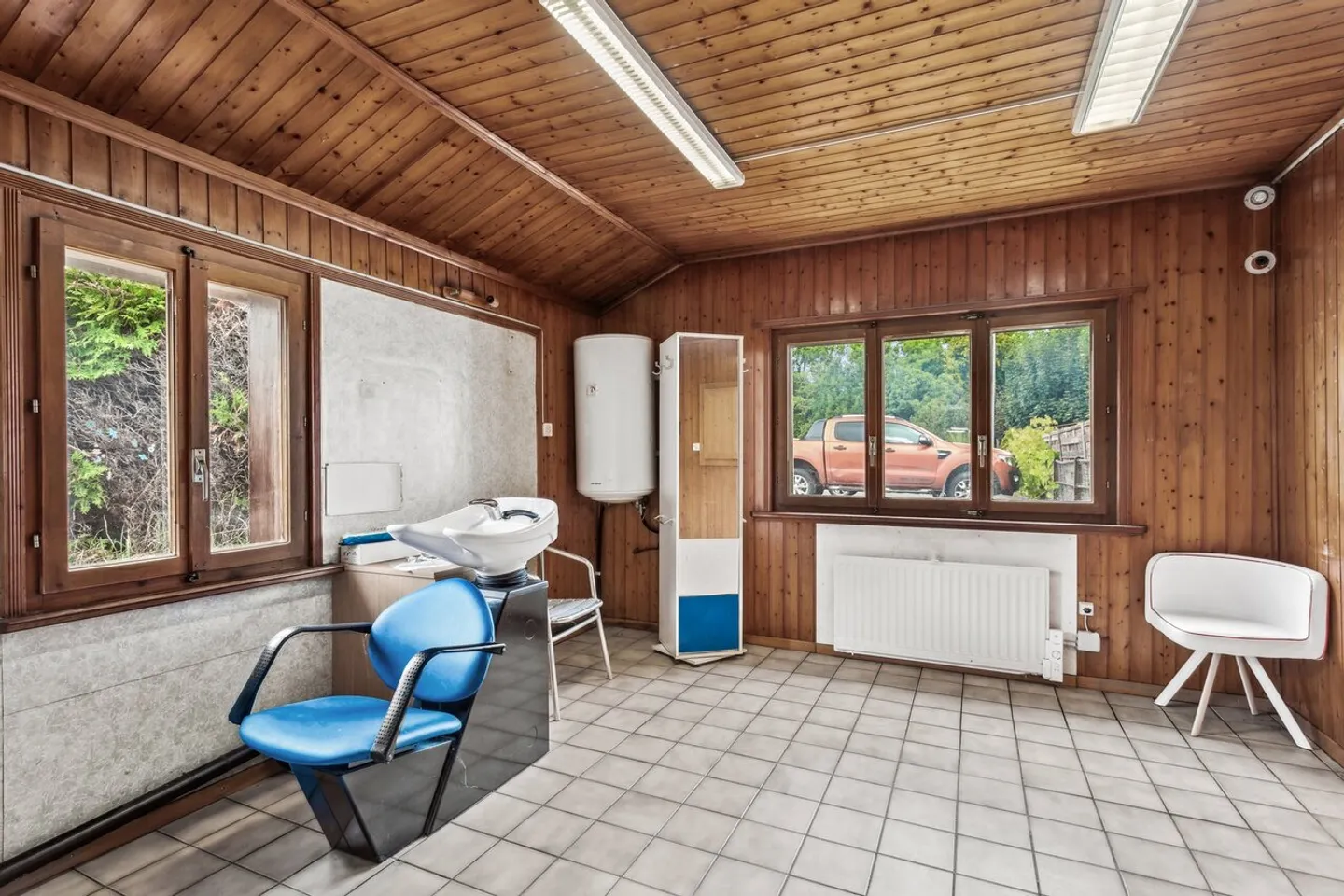 Proprietà di 2 appartamenti con potenziale nel cuore di Sorens - Foto 3 di 7