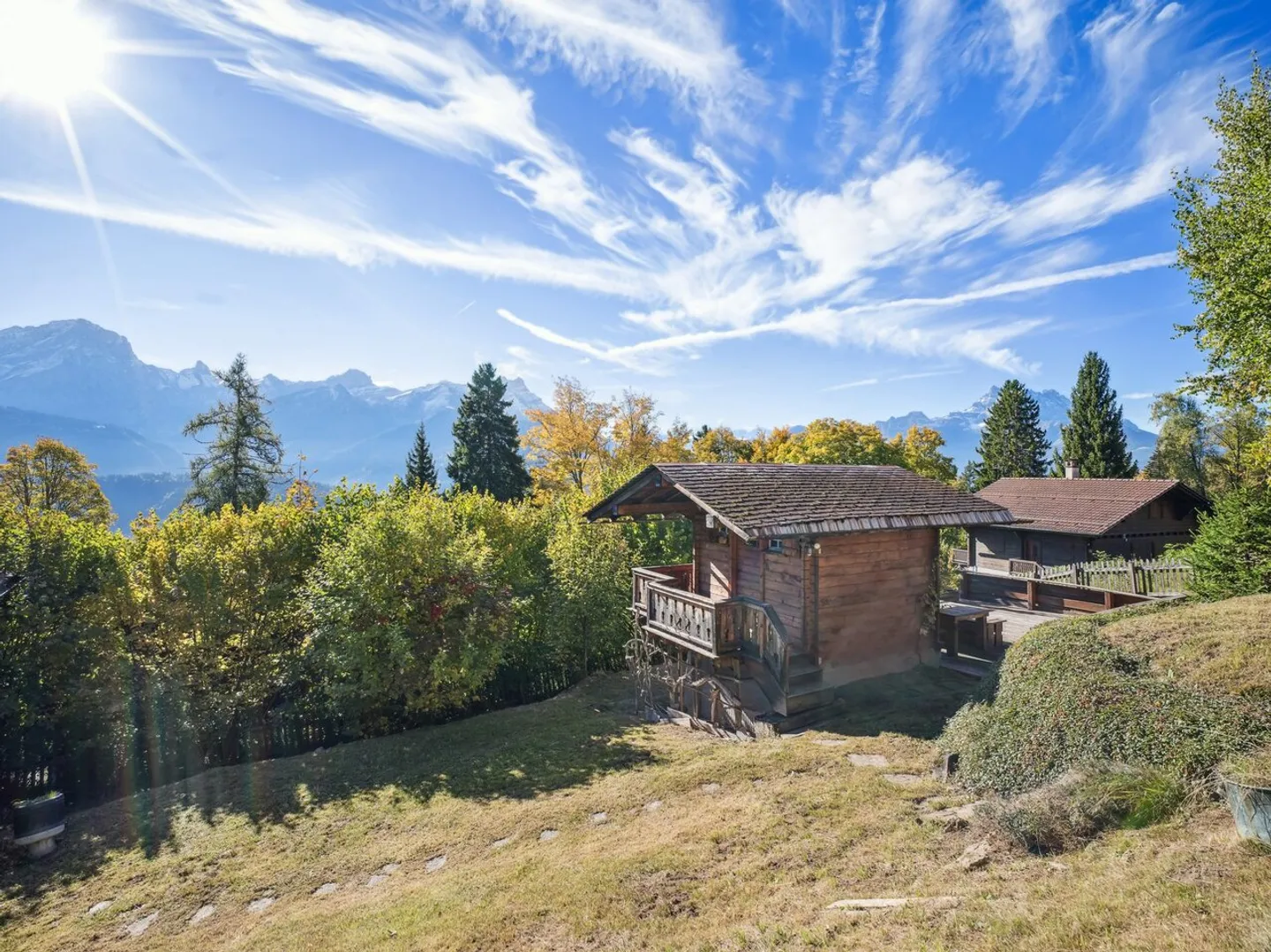 Chalet con 2 appartamenti e vista panoramica eccezionale - Foto 6 di 10